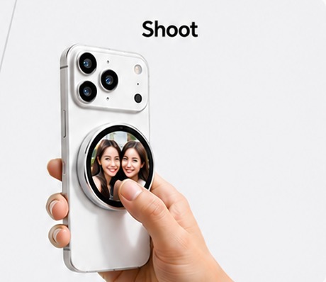MagScreen X showing the rear camera selfie composition on its round display