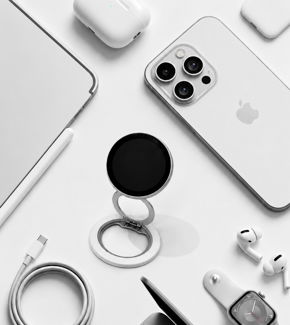 MagScreen X alongside everyday Apple accessories