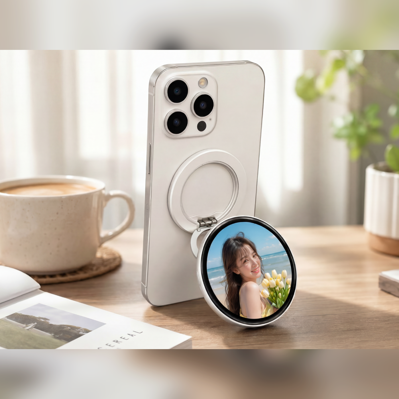 MagScreen X showing personal photos and GIF display